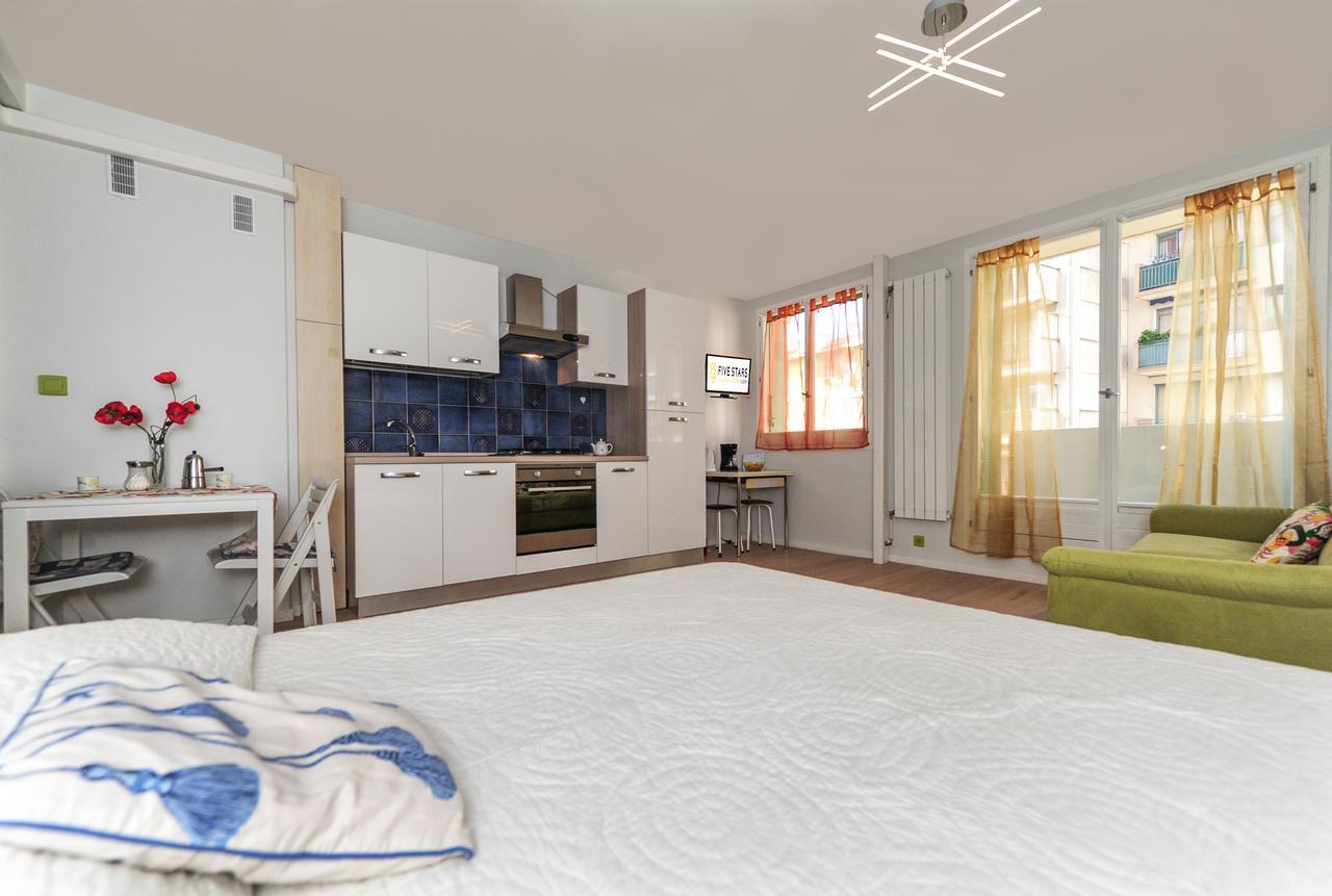 Blue Lagon Five Stars Holiday House Nice Ngoại thất bức ảnh